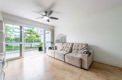 Apartamento à venda no bairro chácara das pedras com 3 dormitórios e 108m².