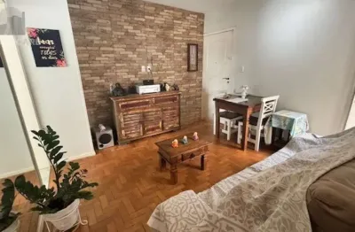 Apartamento à venda no bairro teresópolis com 45 m² e 1 dormitório/quarto disponível.