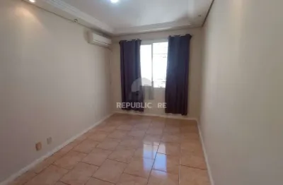 Apartamento à venda no bairro cristal, 42m² com 1 dormitório/quarto disponível.