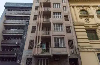 Apartamento à venda no centro histórico com 43 m² e 1 dormitório/quarto disponível
