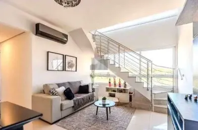 Cobertura à venda no bairro medianeira com 119 m² e 2 dormitórios/quartos.