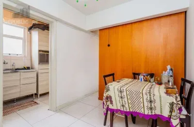 Apartamento à venda no centro histórico com 1 dormitório e 28 m² de área útil