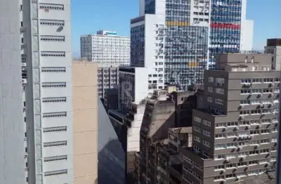 Apartamento à venda no centro histórico com 31 m² e 1 dormitório/quartos disponíveis.