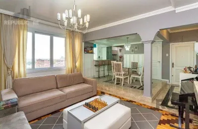 Apartamento à venda no centro histórico com 114 m² e 2 dormitórios/quartos.