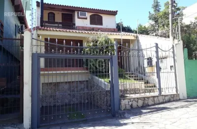 Casa residencial à venda no bairro santo antônio com 3 dormitórios e 184 m².