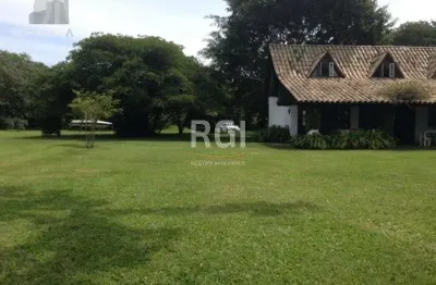 Casa residencial à venda no bairro Arquipélago com 130 m² e 2 dormitórios/quartos.