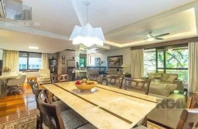 Apartamento à venda no bairro rio branco com 157 m² e 2 dormitórios/quartos disponíveis