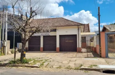 Casa residencial à venda no bairro Anchieta com 280m² e 3 dormitórios/quartos