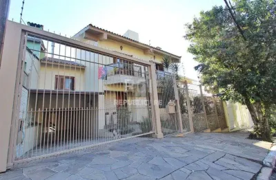 Casa residencial à venda no bairro teresópolis com 250m² e 3 dormitórios/quartos.