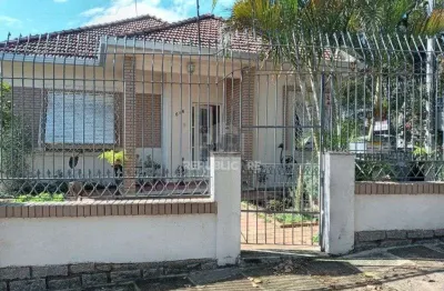 Casa residencial à venda no bairro teresópolis com 3 dormitórios e 384 m² de área útil