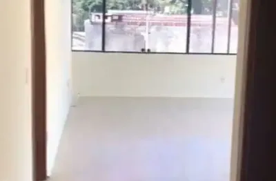 Apartamento à venda no bairro Passo da Areia com 93 m² e 3 dormitórios/quartos.