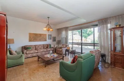Apartamento à venda no bairro rio branco com 193 m² e 3 dormitórios/quartos disponíveis.