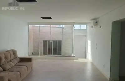 Apartamento à venda no bairro teresópolis com 131m² e 3 dormitórios/quartos disponíveis