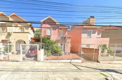 Casa residencial à venda no menino deus com 109 m² e 3 dormitórios/quartos.