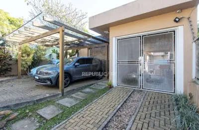Casa residencial à venda no bairro cristal com 3 dormitórios, 270 m² de área útil.