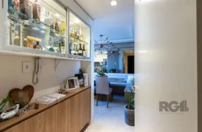 Apartamento à venda no bairro Farrapos com 65 m² e 2 dormitórios/quartos disponíveis