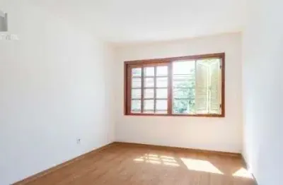 Apartamento à venda no bairro petrópolis com 3 dormitórios e 92 m² de área útil