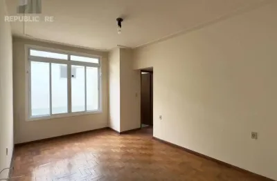 Apartamento à venda no bairro praia de belas com 49 m² e 2 dormitórios/quartos.