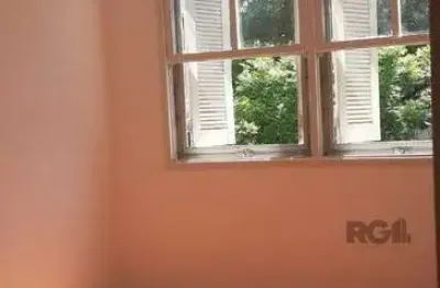 Apartamento à venda em petrópolis com 85 m² e 2 dormitórios/quartos disponíveis.