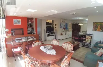 Apartamento à venda no bairro auxiliadora com 122 m² e 3 dormitórios/quartos disponíveis.