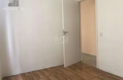 Apartamento à venda no bairro mário quintana com 40m² e 2 dormitórios/quartos disponíveis.