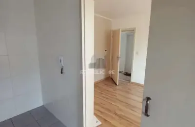 Apartamento à venda na azenha com 1 dormitório e 38 m² de área útil disponível.