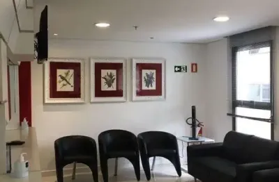 Escritório à venda no bairro Moinhos de Vento com 143 m² de área útil disponível