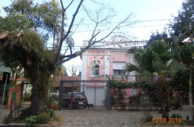 Casa residencial à venda no bairro teresópolis com 240 m² e 6 dormitórios/quartos.