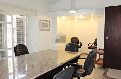 Edifício comercial à venda no menino deus com área de 236 m² para investimento