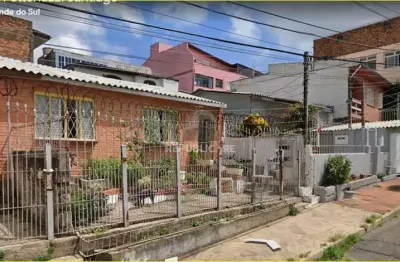Terreno à venda em teresópolis, excelente localização e área disponível.