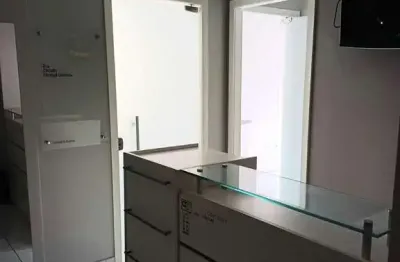 Escritório à venda no bairro teresópolis com 40 m² de área útil disponível.