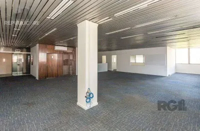 Escritório à venda no centro histórico com área útil de 170 m² disponível agora!