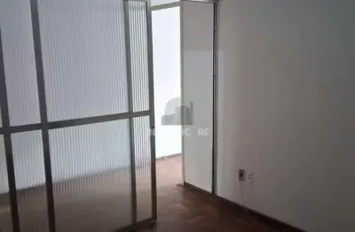 Escritório à venda no centro histórico com área de 32 m², oportunidade imperdível!
