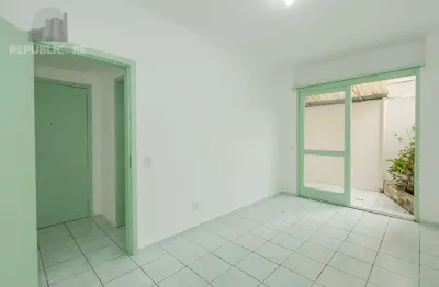 Apartamento à venda no menino deus com 46 m² e 1 dormitório/quarto disponível.