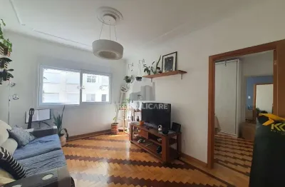 Apartamento à venda no centro histórico com 57 m² e 1 dormitório/quarto disponível