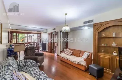 Cobertura à venda no bairro petrópolis com 244 m² e 4 dormitórios/quartos disponíveis.