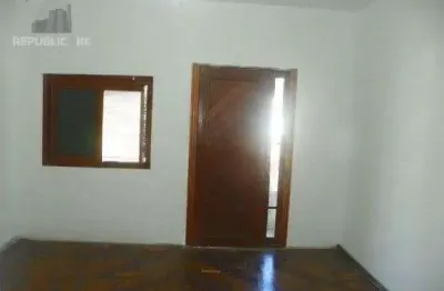 Apartamento à venda no bairro Medianeira com 71 m² e 2 dormitórios/quartos disponíveis!