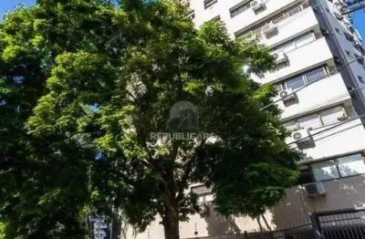 Apartamento à venda no bairro petrópolis com 79 m² e 2 dormitórios/quartos disponíveis.