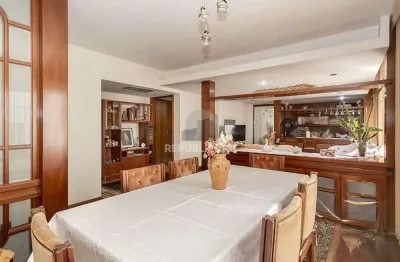 Apartamento à venda no bairro petrópolis com 133 m² e 2 dormitórios/quartos disponíveis.