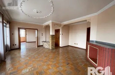 Apartamento à venda no bairro floresta com 303 m² e 5 dormitórios/quartos disponíveis.