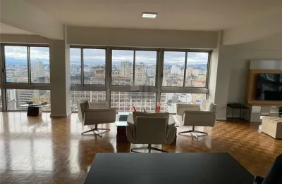 Apartamento à venda no centro histórico com 3 dormitórios/quartos e 289 m² de área útil