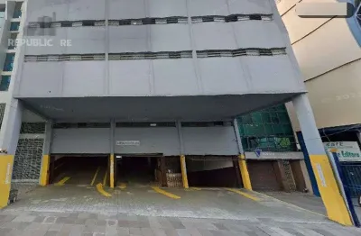 Garagem à venda no centro histórico com área de 10 m² - oportunidade imperdível!