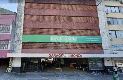 Garagem à venda no bairro independência com área de 13m², ideal para veículos