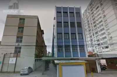 Garagem à venda no bairro independência com área de 12m² para negócio imediato