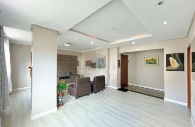 Apartamento à venda no centro histórico com 118 m² e 3 dormitórios/quartos.