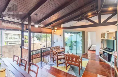 Cobertura à venda no menino deus com 3 dormitórios e 161 m² de área útil