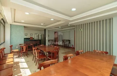 Apartamento à venda no bairro menino deus com 68 m² e 2 dormitórios/quartos disponível