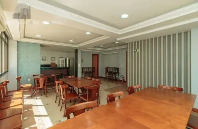 Apartamento à venda no menino deus com 68 m² e 2 dormitórios/quartos disponíveis.