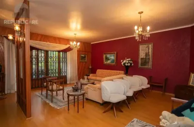 Casa residencial à venda no bairro auxiliadora com 280 m² e 4 dormitórios/quartos.