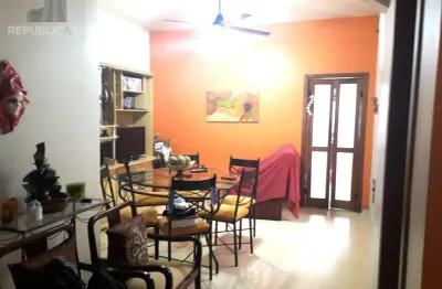 Casa residencial à venda no bairro auxiliadora com 200 m² e 3 dormitórios/quartos